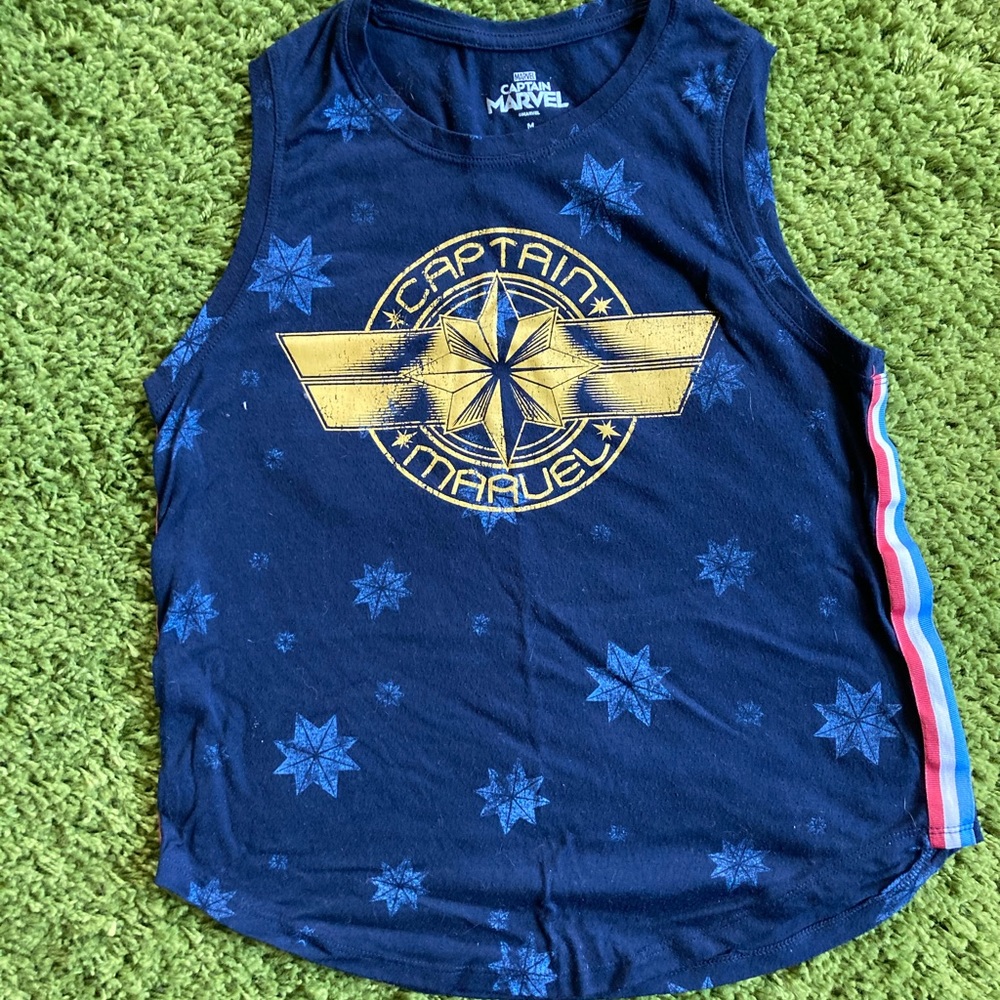 Cropped Captain Marvel Tank